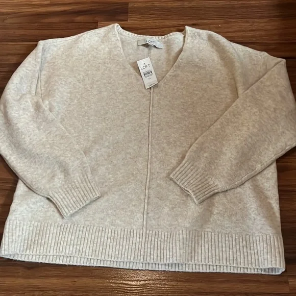 LOFT sweater - Picture 3 of 4